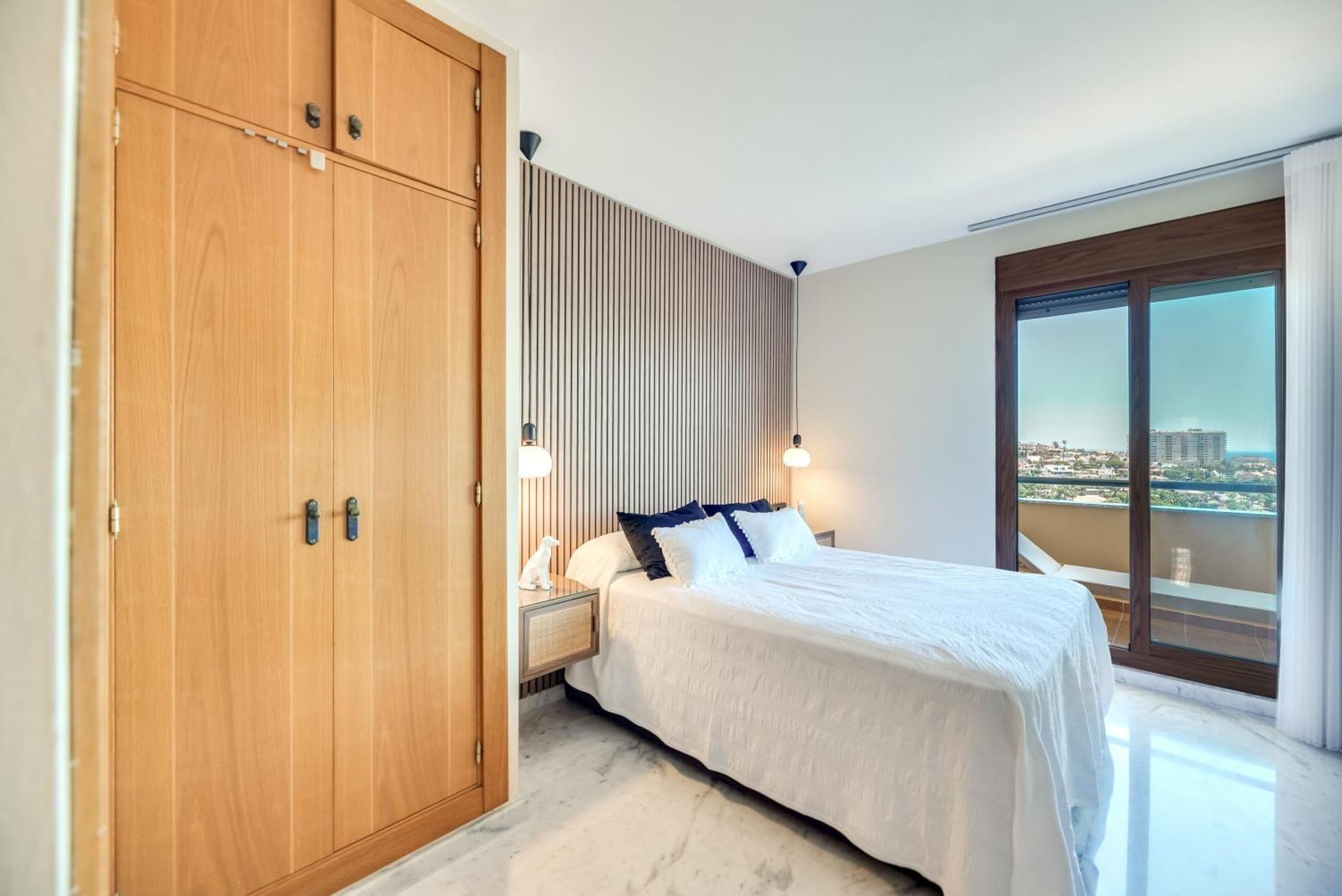 Luxury 4bdr Penthouse With Sea Views Appartamento